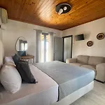 Διαμέρισμα Central Guest House Skiathos *