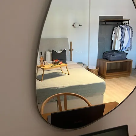 Апартаменты Central Guest House Skiathos *