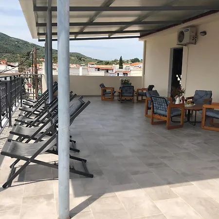 Central Guest House Skiathos *