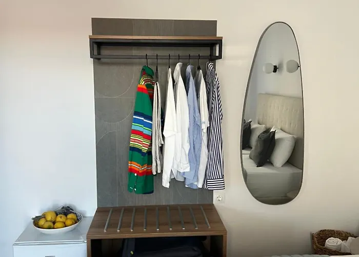 Central Guest House Skiathos העיירה סקיאתוס