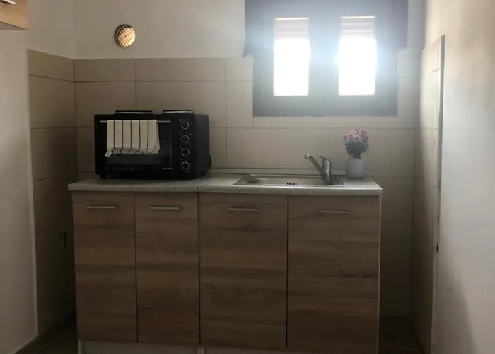 Central Guest House Skiathos דירה העיירה סקיאתוס