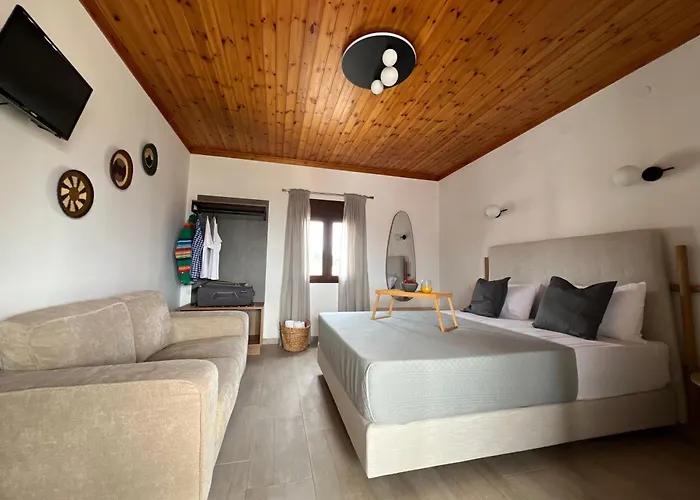 Central Guest House Skiathos